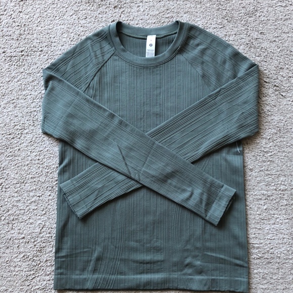 LULULEMON- Rest Less Variegated Ribbed Pullover.NWOT. - Picture 2 of 8